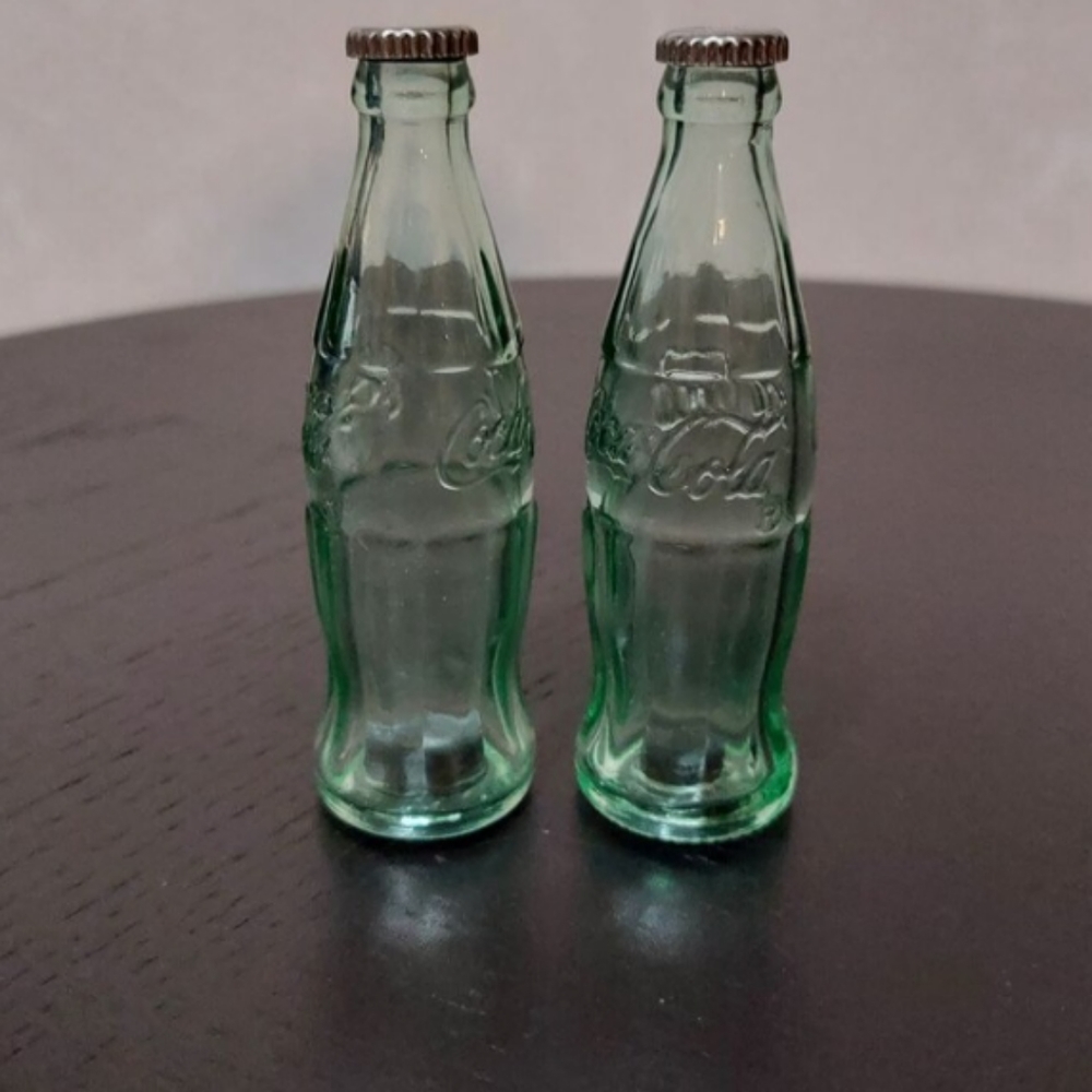 Coca-Cola salt pepper shakers GLASS